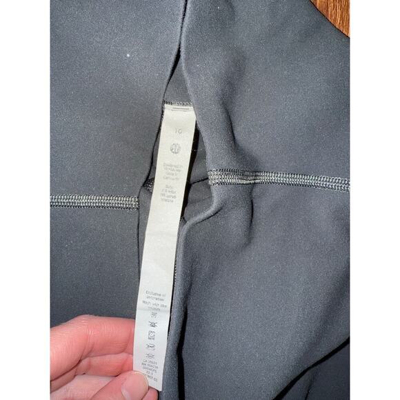 Lululemon Dark Gray Capri Leggings Sz 10 GS - Picture 2 of 4